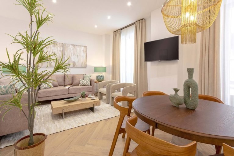 Living room 4, Exclusive Apartment in City Center. Capiteles, Granada