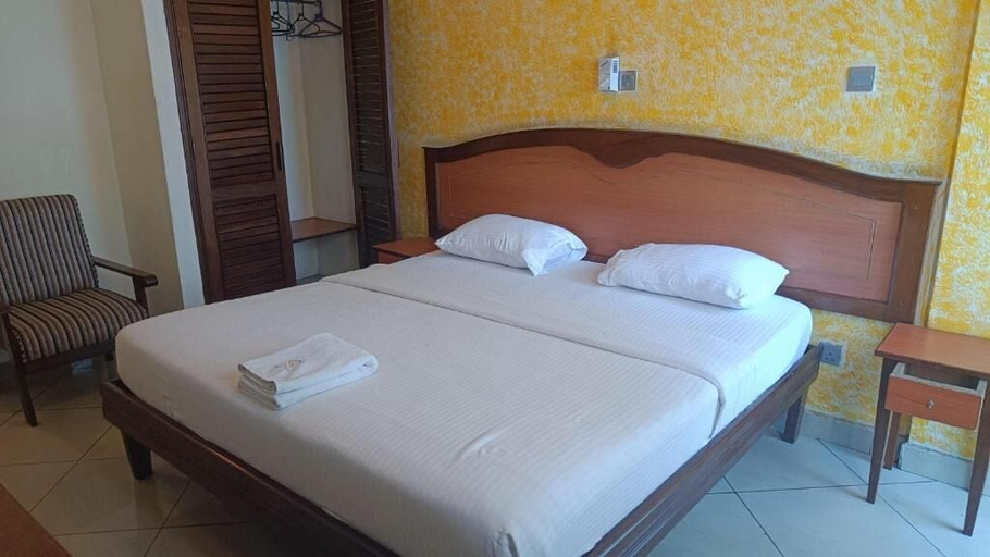 Bedroom 4, Suhufi Palace Hotel, Mvita