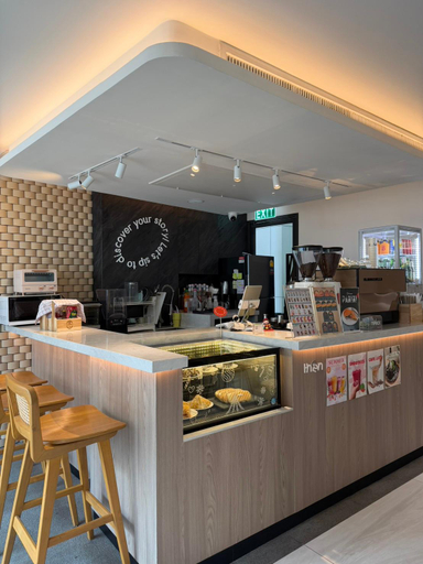 Food & Drinks 5, Corridor 2407, Phra Nakhon