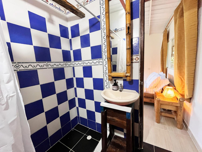 Bathroom 3, La Granja De Bam Bam, Sasaima