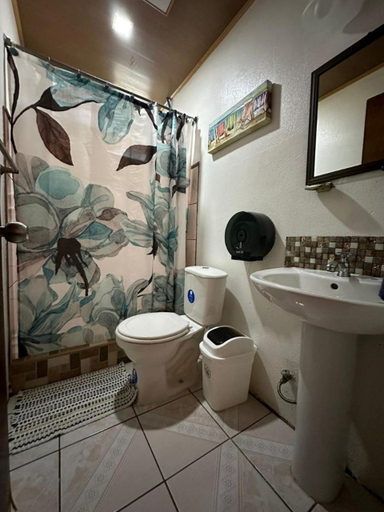 Bathroom 4, Hotel Suenos de Maria, Osa