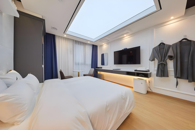 Bedroom 3, Gwangju Hive Inn, Jangseong
