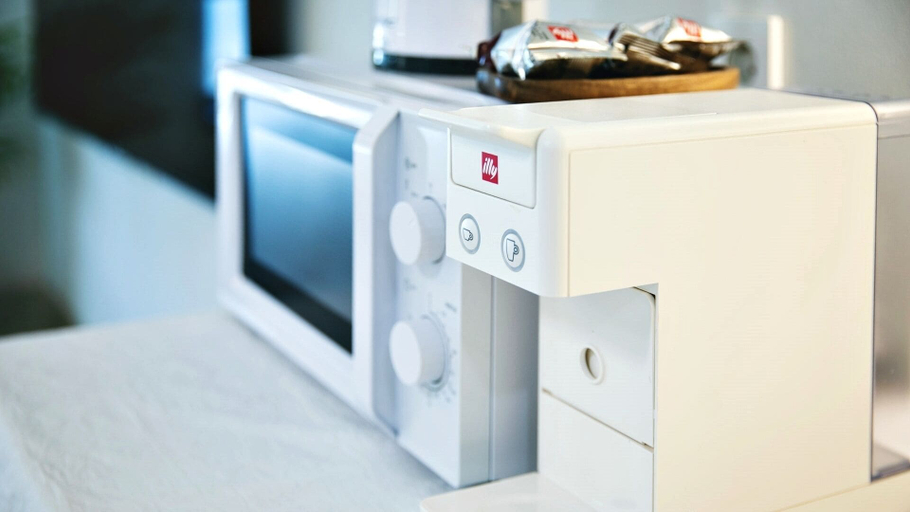 Microwave 3, Busan Ieumjae Seomyeon Station, Busanjin