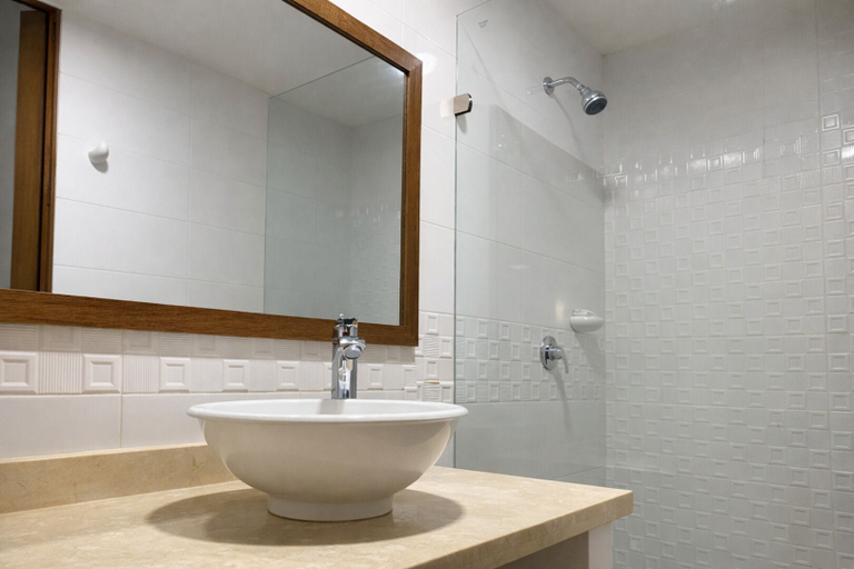 Bathroom 4, Hotel Wayira Beach by On vacation, Manaure