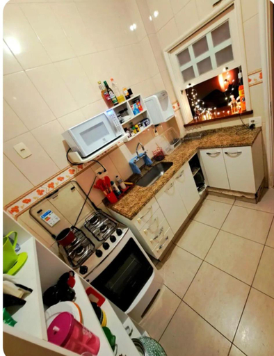 Others 4, Quarto com Anfitria em Copa, Rio de Janeiro