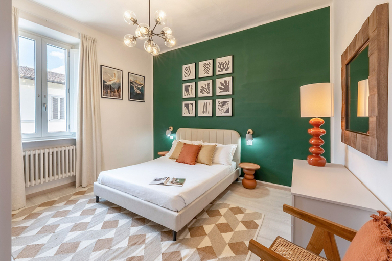 Bedroom 2, Elegant 2BR Apartment in Siena. Porta Camollia, Siena