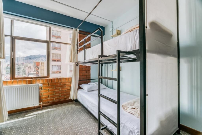Room 4, Hotel Martí, Pedro Domingo Murillo