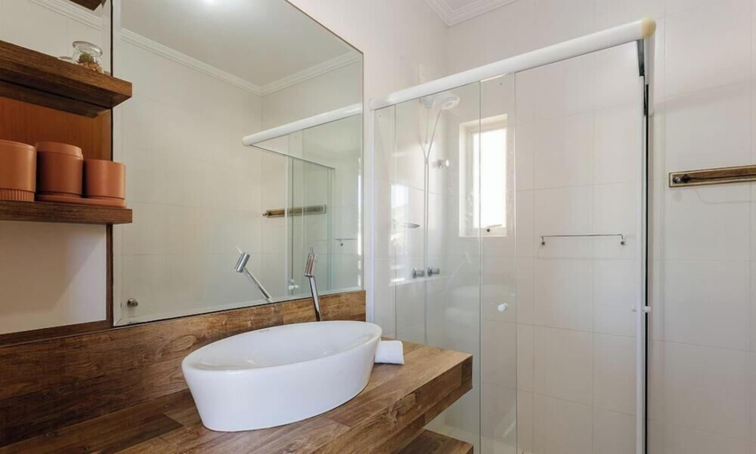 Bathroom, House in Condo w/ Pool, 300m From the Beach Ali024, Florianopolis