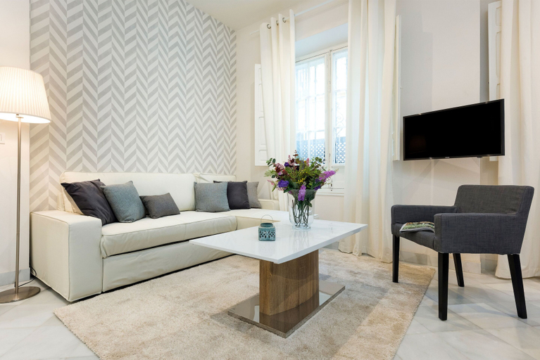 Others 5, Genteel Home Galera I, Sevilla