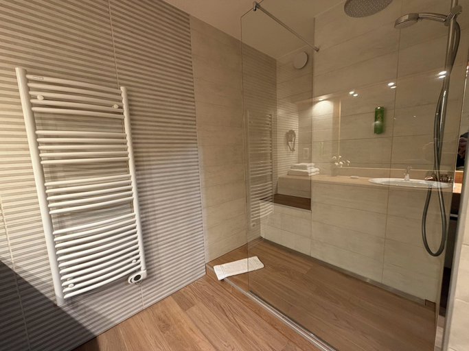 Bathroom 5, Au Relais de l'Ill, Bas-Rhin