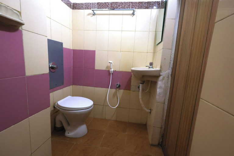 Bathroom, Amman Cottage, Erode