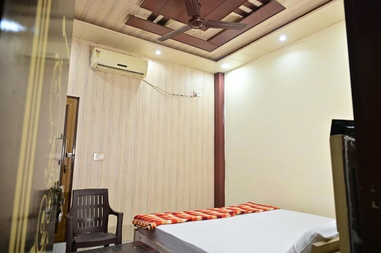 Room 4, Royal Mac palace, Purba Champaran