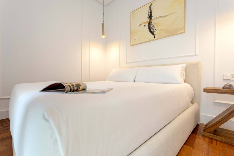 Room 4, Modern Apartment in Seville. Corral del Rey II, Sevilla