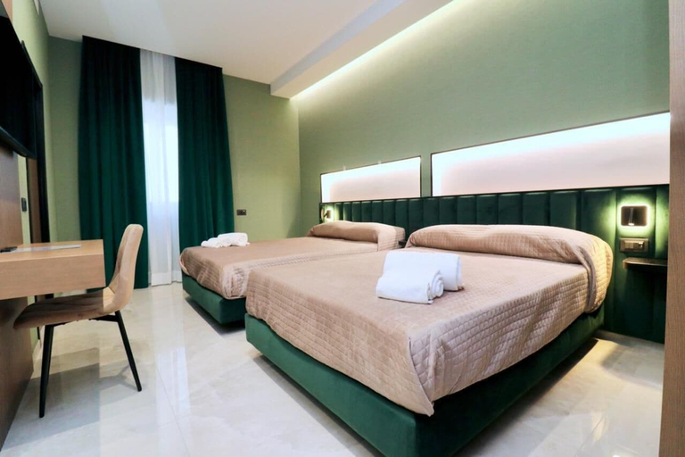 Bedroom 3, Buono Hotel, Napoli