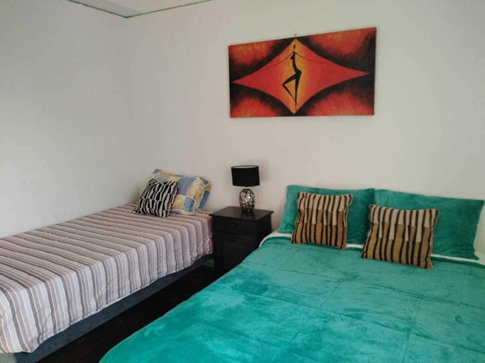 Room 3, posada mancora, Santiago