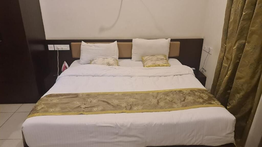 Bedroom 2, Casa In Luxury Suites, Thiruvananthapuram