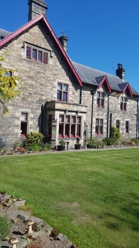 Exterior 2, St Michaels Guesthouse, Moray