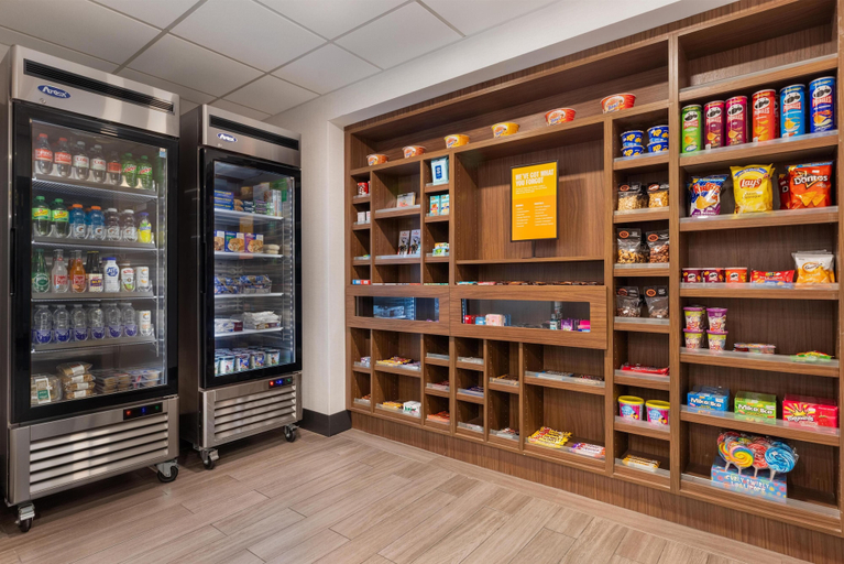 Food & Drinks 5, Hampton Inn & Suites by Hilton Windsor, Essex