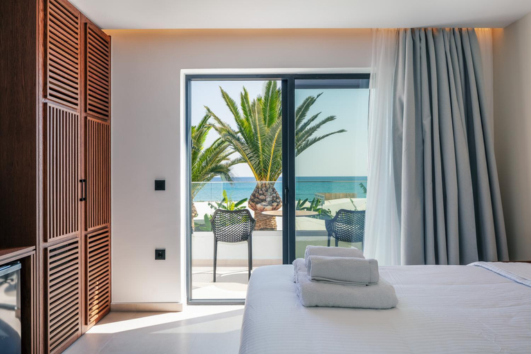Bedroom 2, Del Mare Suites "by Checkin", Crete