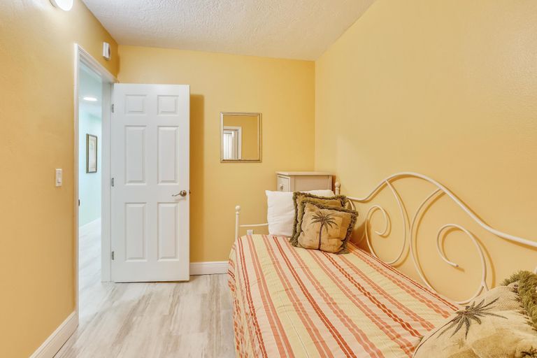 Bedroom 3, Villa Madeira 410, Pinellas