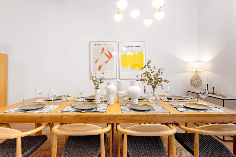 Others 5, Exclusive Apartment in Malaga Center. Larios IV, Málaga