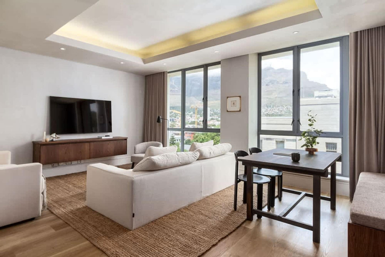Room 2, Art Apartment I - Table Mountain View Pool Nomad, City of Cape Town
