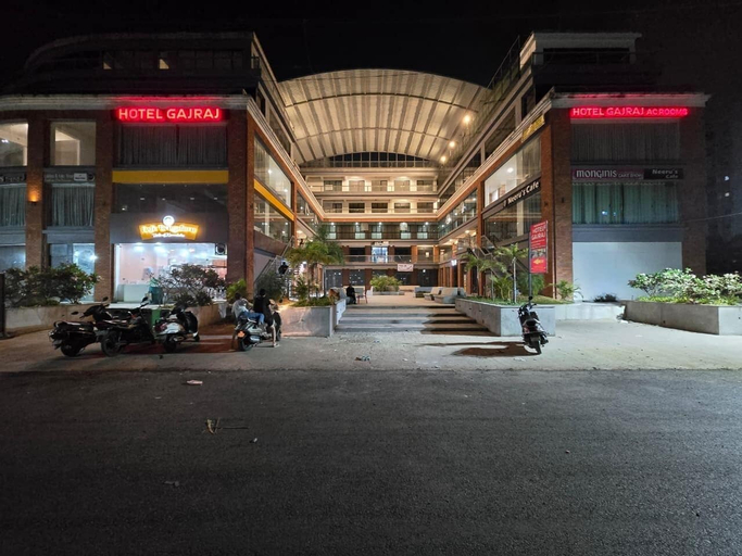 Exterior, GAJRAJ HOTEL, Vadodara
