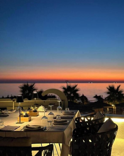 Food & Drinks 5, ApartHotel by Comfort Suites, Kavajës