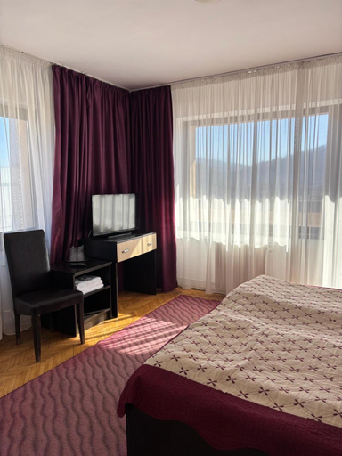 Bedroom 2, Pensiunea Alexia, Piatra-neamt