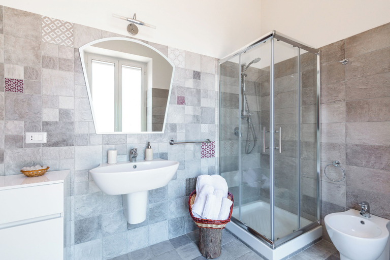 Bathroom 3, Villa Campo Countryside, Caserta