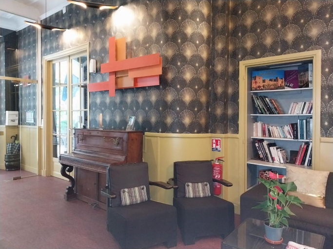 Public Area, Royal Luchon, Haute-Garonne