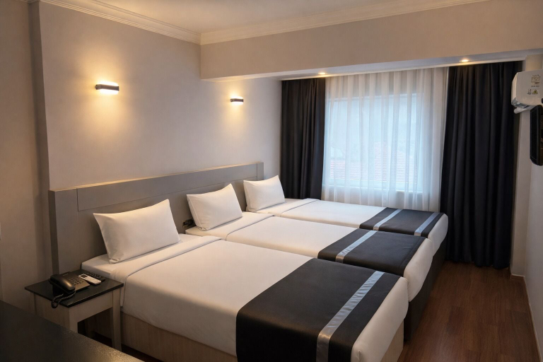 Bedroom 4, Peak Star Hotel, Beyoğlu