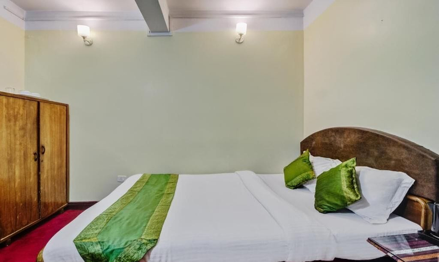 Bedroom 3, Dekeling Hotel, Darjiling