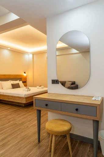 Bedroom 4, Gokcen Hotel & Apartments, Fethiye