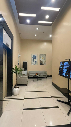 Public Area 4, Plosius Rich at Manhattan Parkway Araneta City, Quezon City