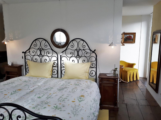 Bedroom 2, Ostello B&B Il Calicanto Malvaglia, Blenio