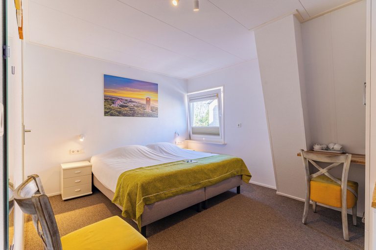 Bedroom 3, Hotel Kijkduin, Veere