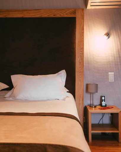 Bedroom 3, The Originals Boutique, Hôtel du Pont Roupt, Mende, Lozère