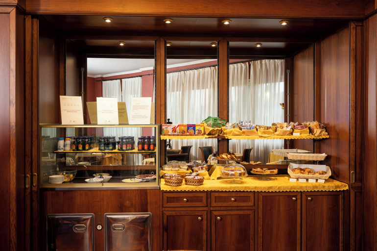 Food & Drinks 4, Maxim Hotel, Milano