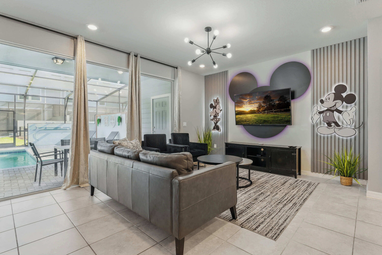 Interior 4, Fantasy Themed Fun With Pool & Resort Access, Polk