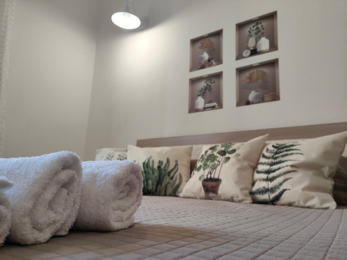 Bedroom 2, Central Station, Palermo