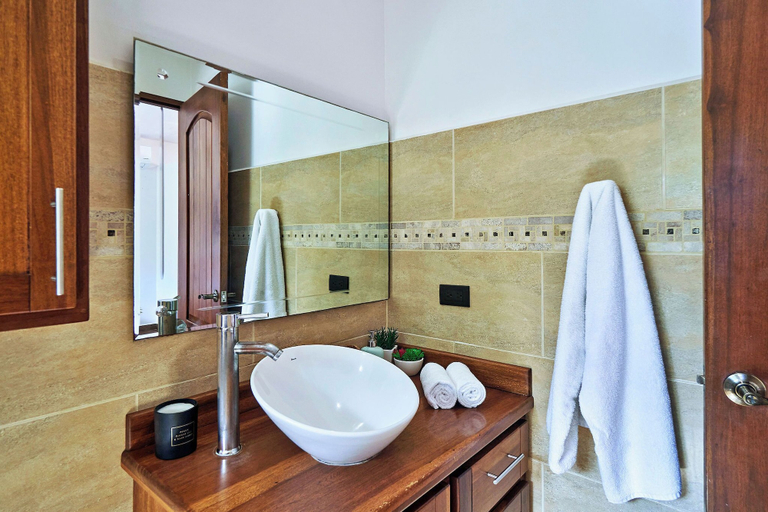 Bathroom, Villa Louise, Puntarenas