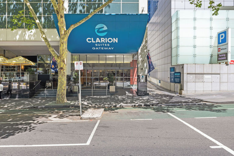 Exterior & Views 2, Clarion Suites Gateway, Melbourne
