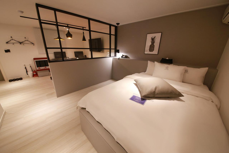 Bedroom 2, Osan YAM Osan Station, Pyeongtaek