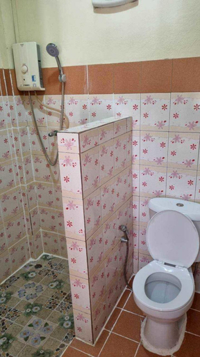 Bathroom 4, Sinsawat Resort, Muang Uttaradit