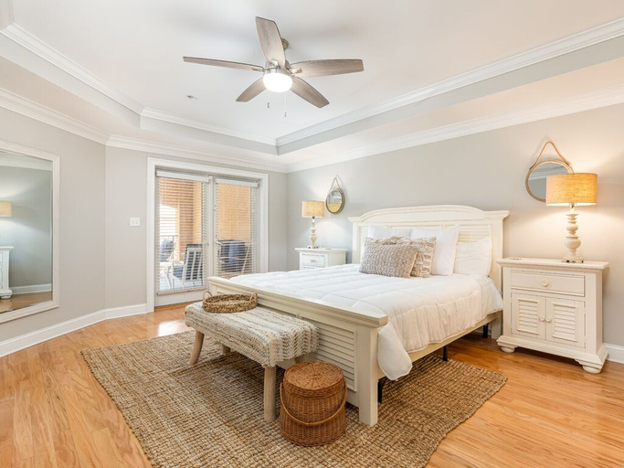 Bedroom 3, Brass Rail 310, Chatham