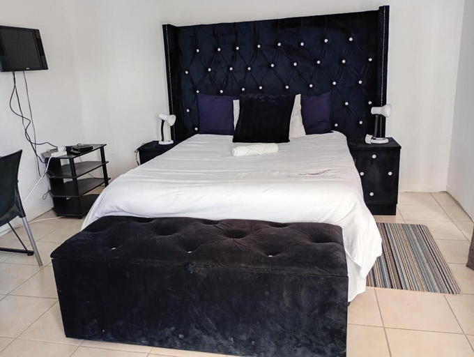 Bedroom 4, Drakensview Guesthouse and Accommodation, Ehlanzeni