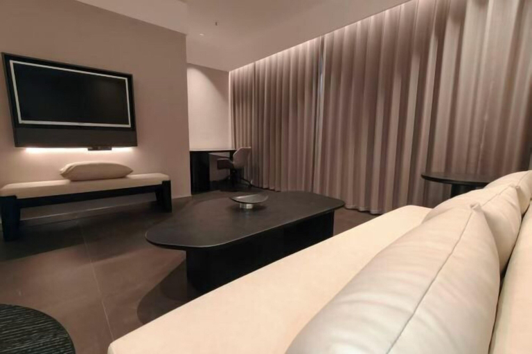 Others 5, Jin Ting Hotel, Nanning
