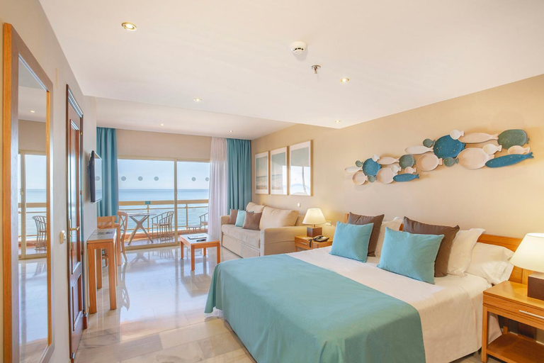 Bedroom 3, Sunset Beach Club Hotel Apartments, Málaga