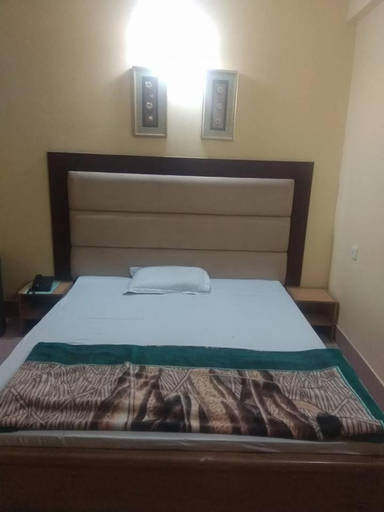 Bedroom 3, Royal Park Residential Hotel, Chittagong